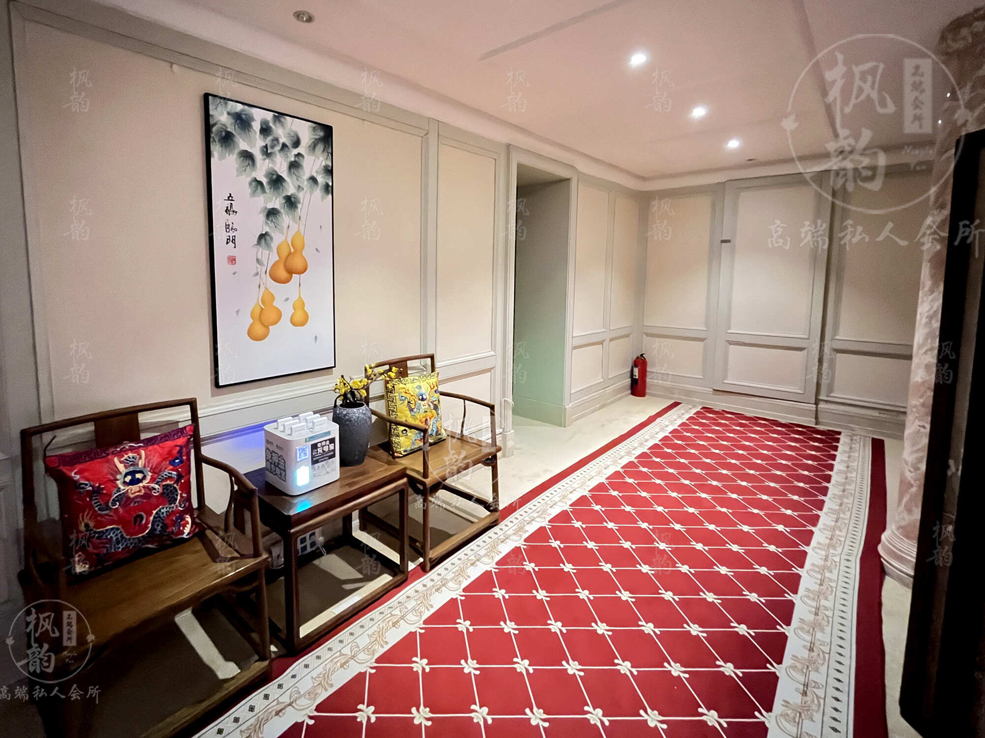 东湖区减压会所地址电话一览：周边放松好去处推荐